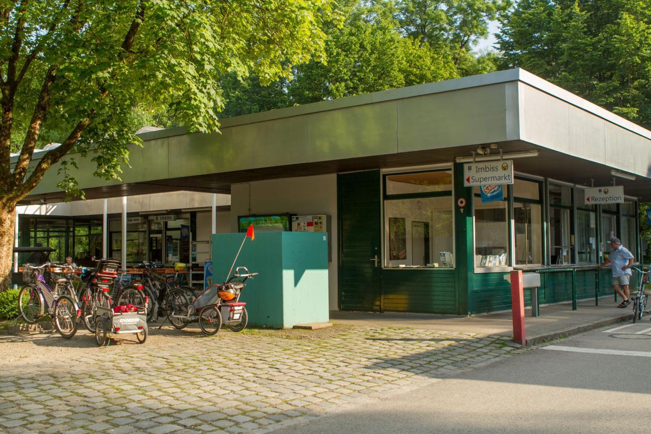Munich Oktoberfest Glamping Hotel Kültér fotó
