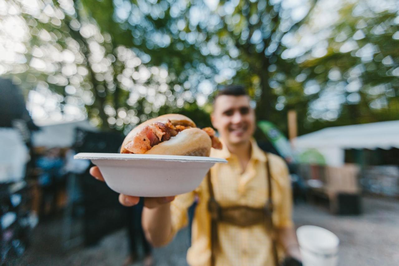 Munich Oktoberfest Glamping Hotel Kültér fotó